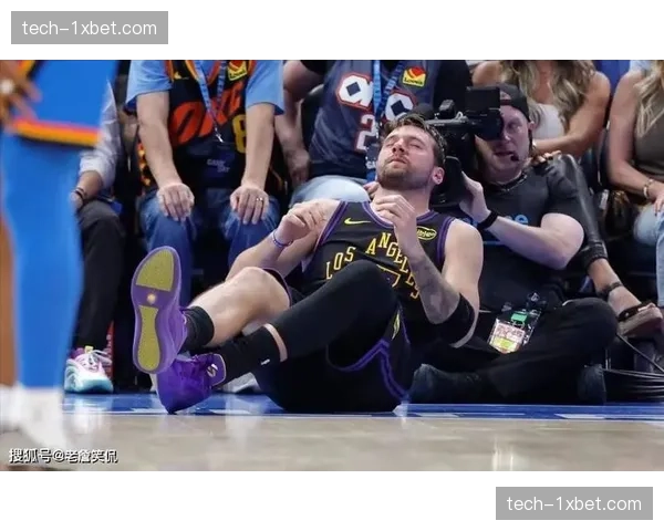 东契奇腿筋二级拉伤常规赛报销 湖人季后赛前景蒙上厚重阴影